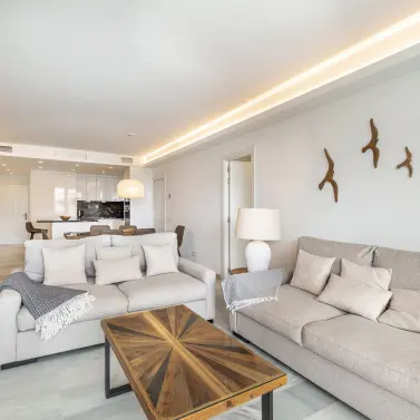 Short-term rent of middle floor apartment in Estepona