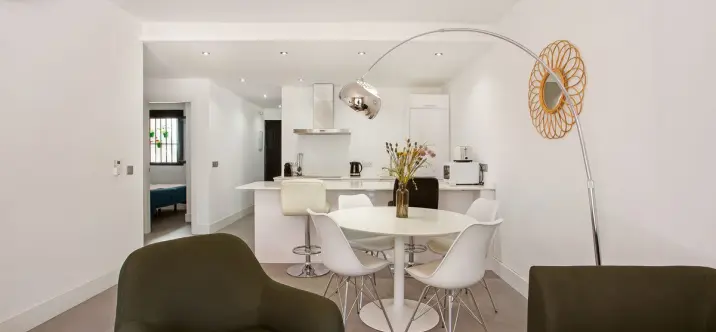 Short-term rent of ground floor apartment in Puerto Banús 4