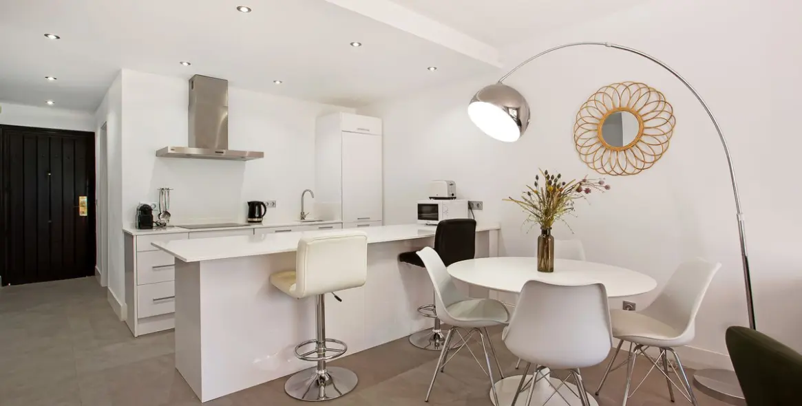 Краткосрочная аренда апартаментов на первом этаже в Puerto Banús 6