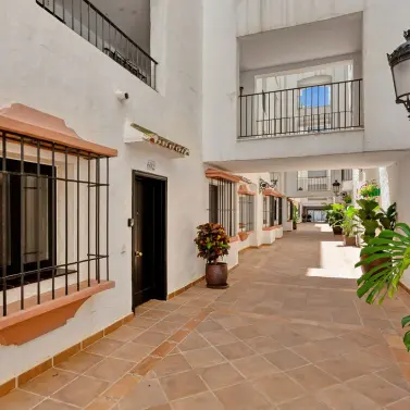 Short-term rent of ground floor apartment in Puerto Banús