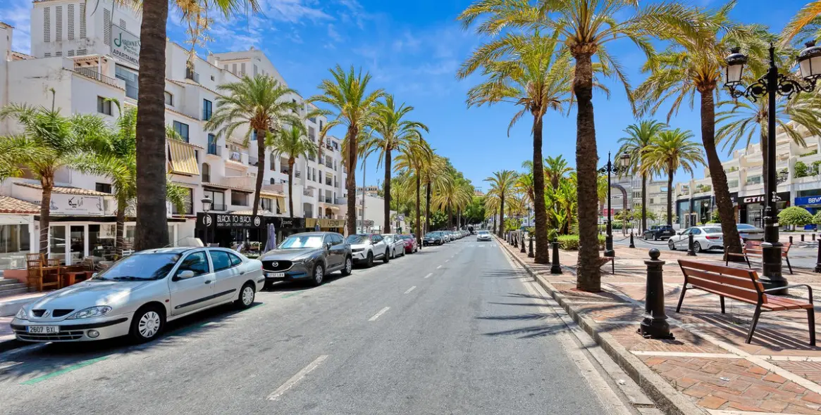 Краткосрочная аренда апартаментов на первом этаже в Puerto Banús 39
