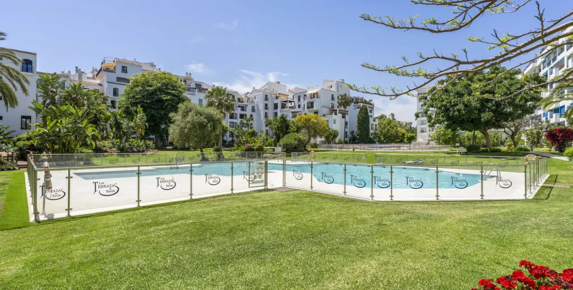 Краткосрочная аренда апартаментов на первом этаже в Puerto Banús 28