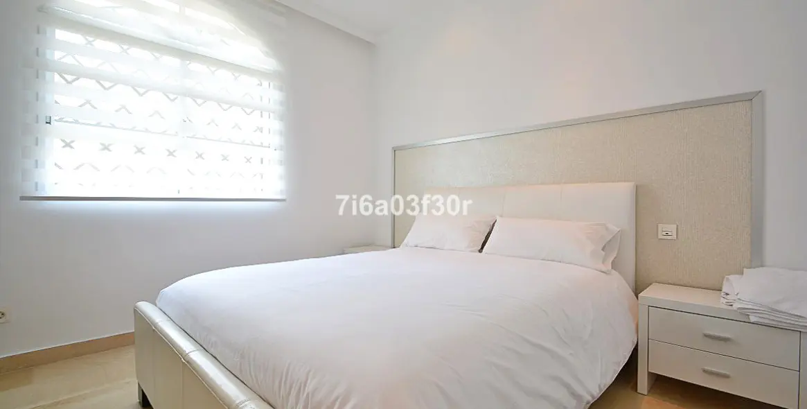 Short-term rent of penthouse in Aloha 23