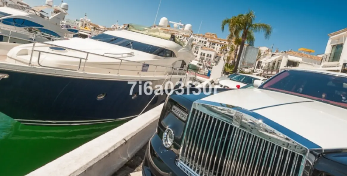 Short-term rent of penthouse in Aloha 47