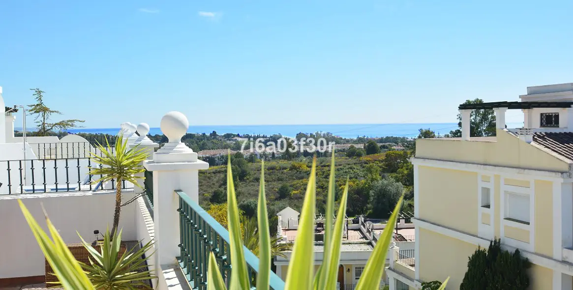 Short-term rent of penthouse in Aloha 2