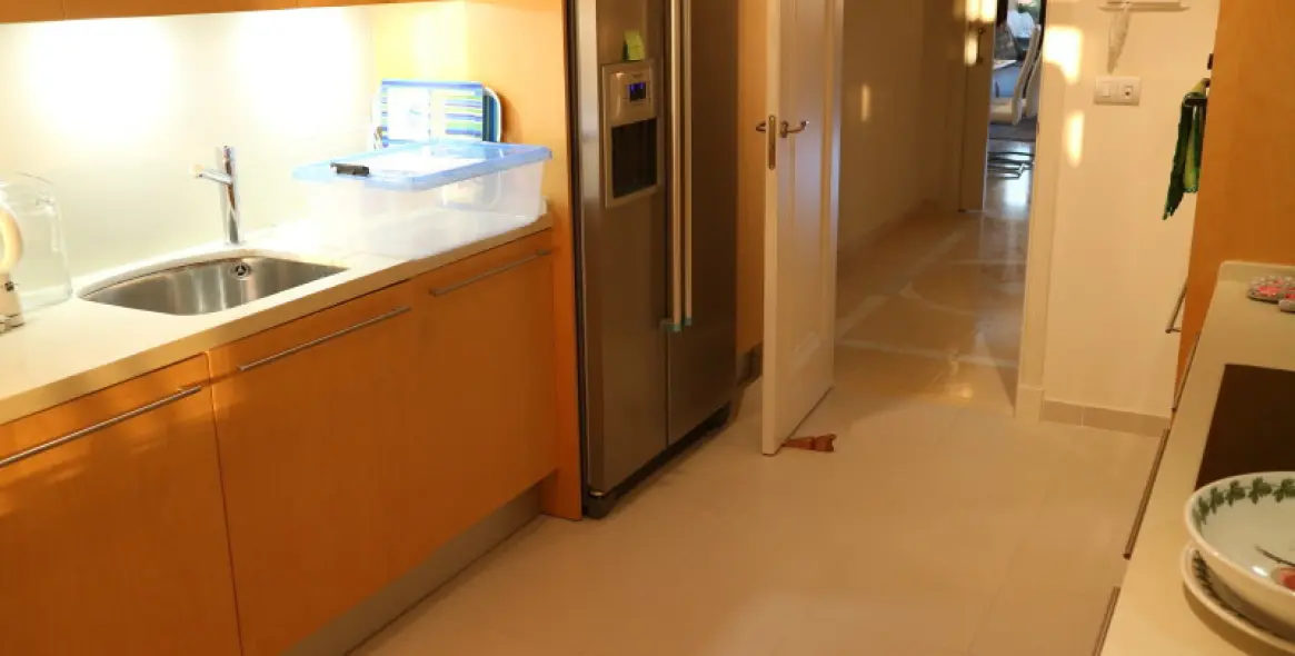 Short-term rent of penthouse in Estepona 18