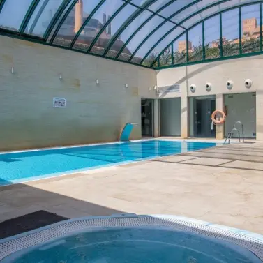 Short-term rent of penthouse in Estepona