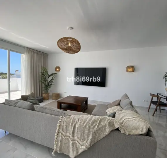 Краткосрочная аренда пентхауса в El Paraiso