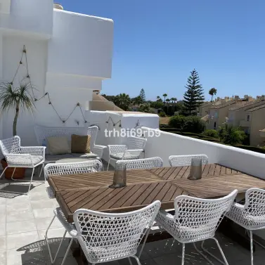 Short-term rent of penthouse in El Paraiso