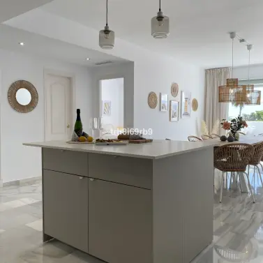 Short-term rent of penthouse in El Paraiso