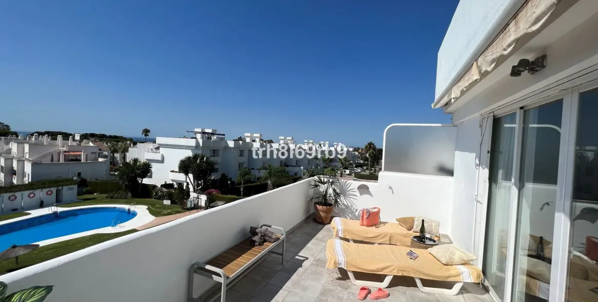 Краткосрочная аренда пентхауса в El Paraiso 23