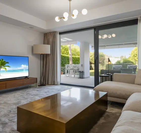 Short-term rent of ground floor apartment in Atalaya