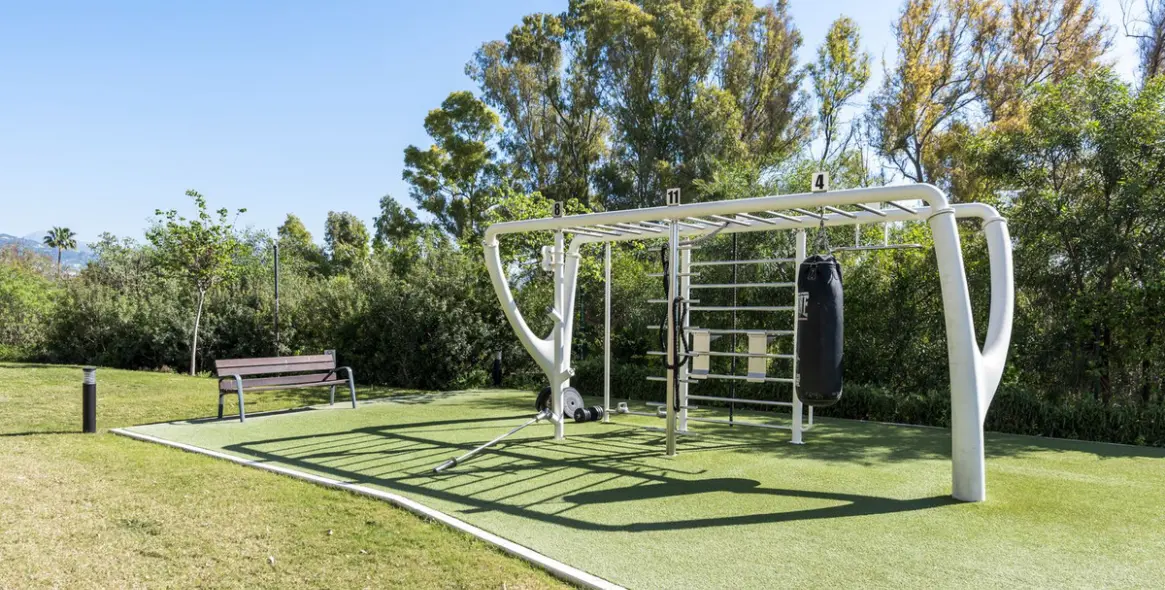 Short-term rent of ground floor apartment in Atalaya 29