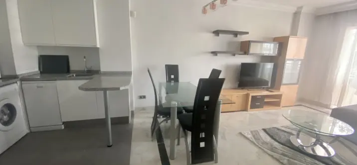 Краткосрочная аренда апартаментов на среднем этаже в Puerto Banús 4