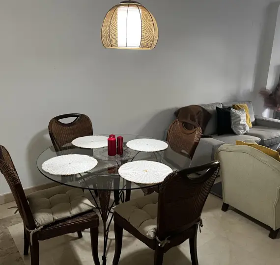 Alquiler a corto plazo de apartamento en planta baja en San Pedro de Alcántara