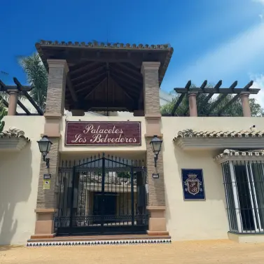 Short-term rent of middle floor apartment in Nueva Andalucía