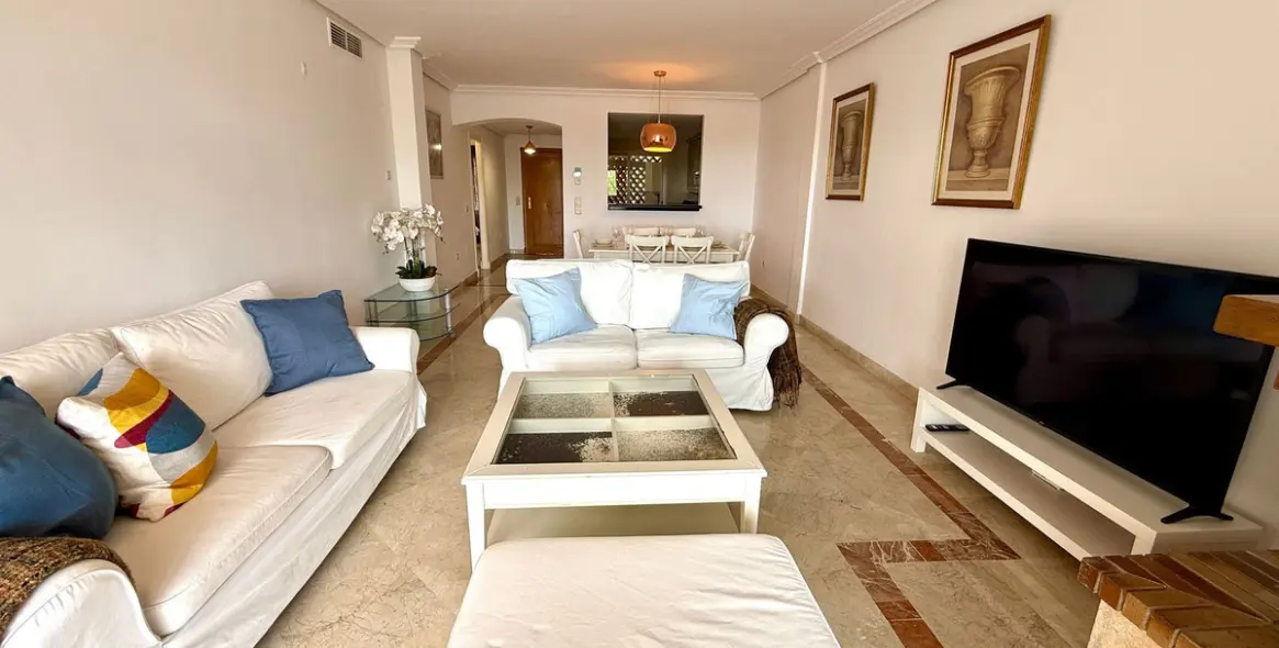 Краткосрочная аренда апартаментов на среднем этаже в Nueva Andalucía 4