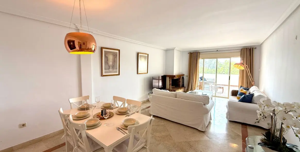 Краткосрочная аренда апартаментов на среднем этаже в Nueva Andalucía 7