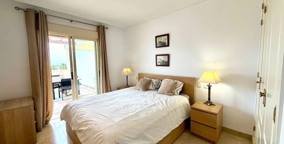 Краткосрочная аренда апартаментов на среднем этаже в Nueva Andalucía 20