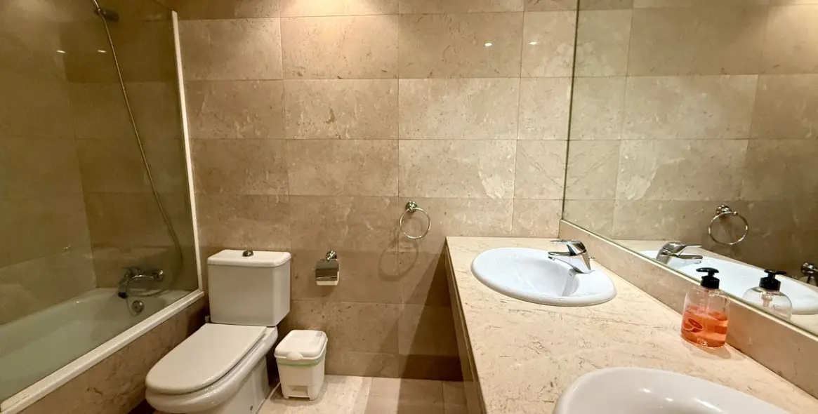 Краткосрочная аренда апартаментов на среднем этаже в Nueva Andalucía 23