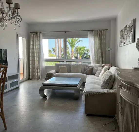 Short-term rent of ground floor apartment in Puerto Banús