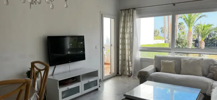 Short-term rent of ground floor apartment in Puerto Banús 4
