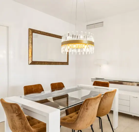 Short-term rent of middle floor apartment in New Golden Mile