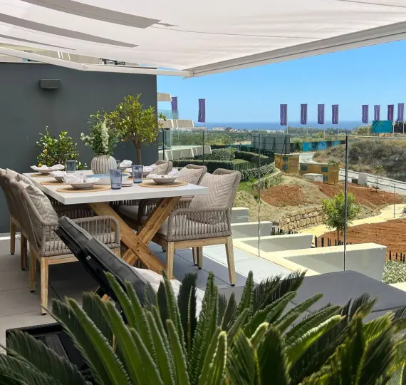 Short-term rent of middle floor apartment in Selwo