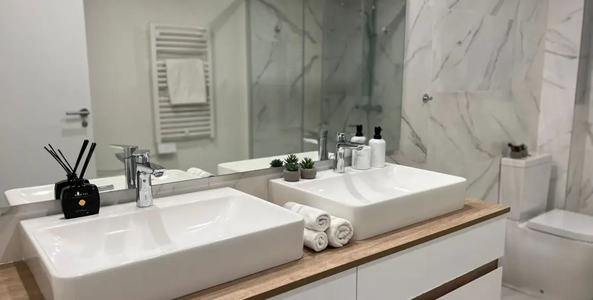 Short-term rent of middle floor apartment in Selwo 16