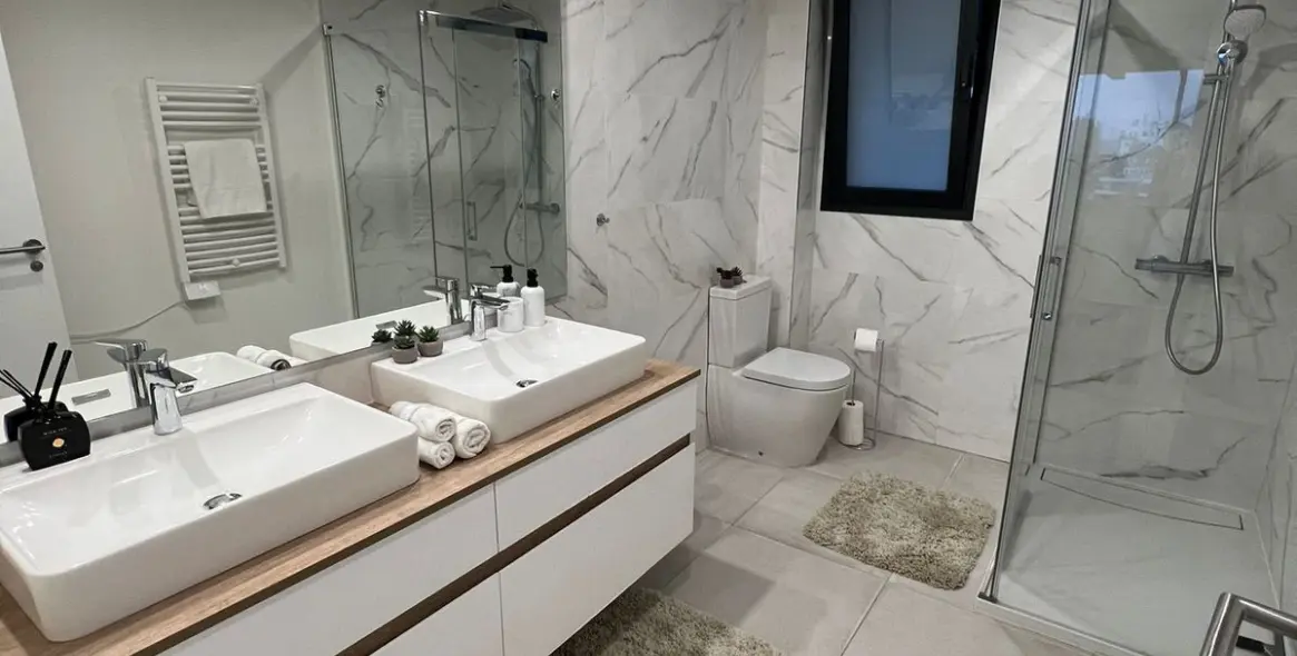 Short-term rent of middle floor apartment in Selwo 20