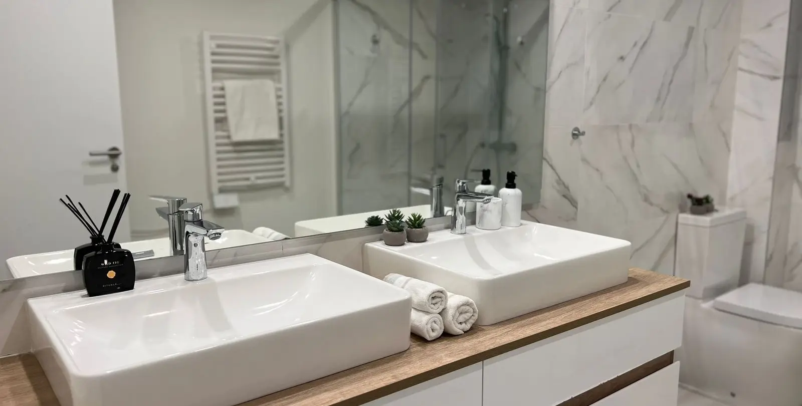 Sale of middle floor apartment in Selwo 16