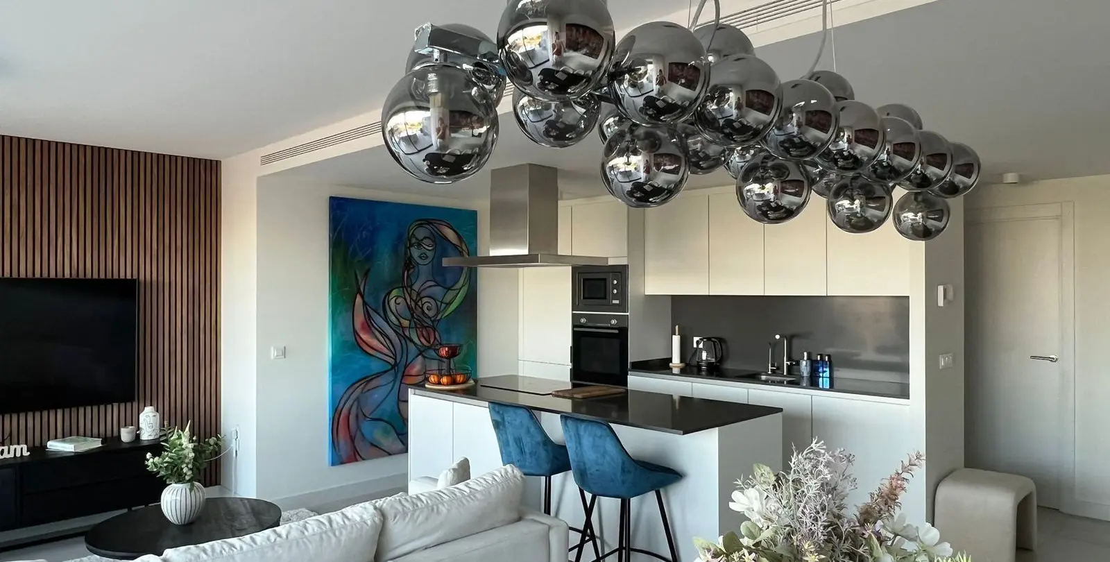 Sale of middle floor apartment in Selwo 19