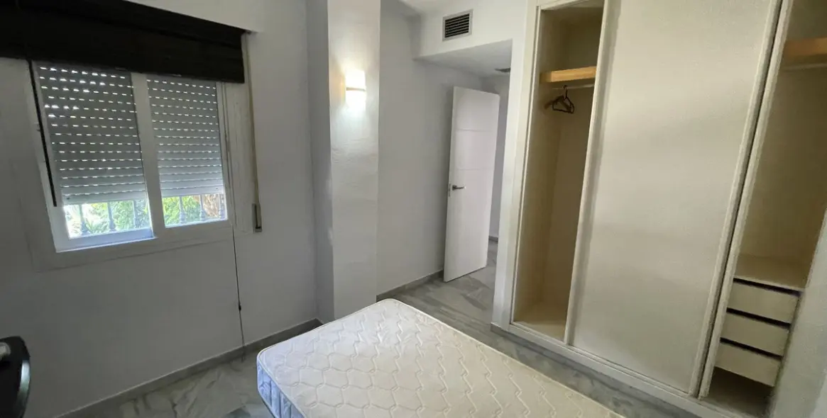 Short-term rent of ground floor apartment in Nueva Andalucía 5