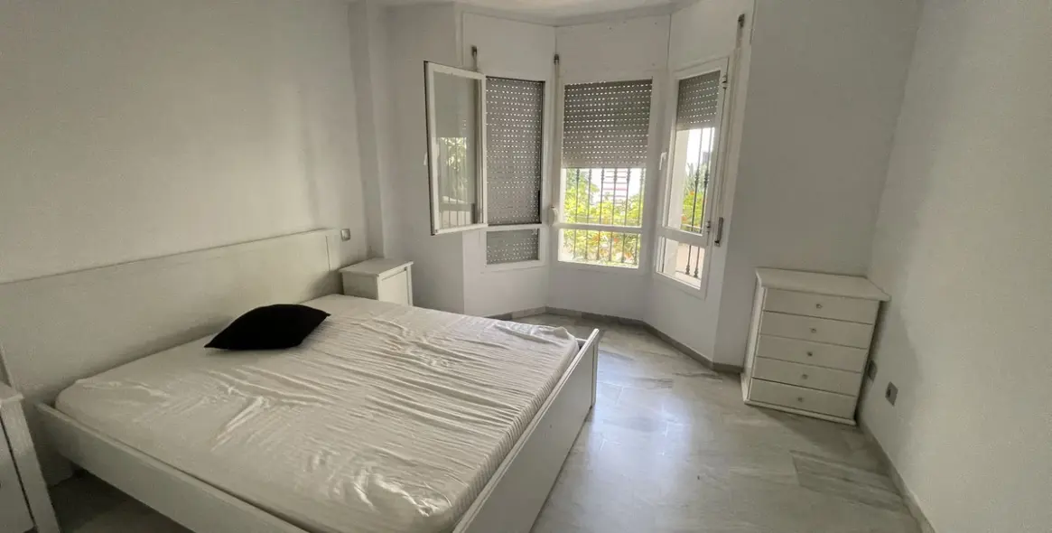 Short-term rent of ground floor apartment in Nueva Andalucía 11