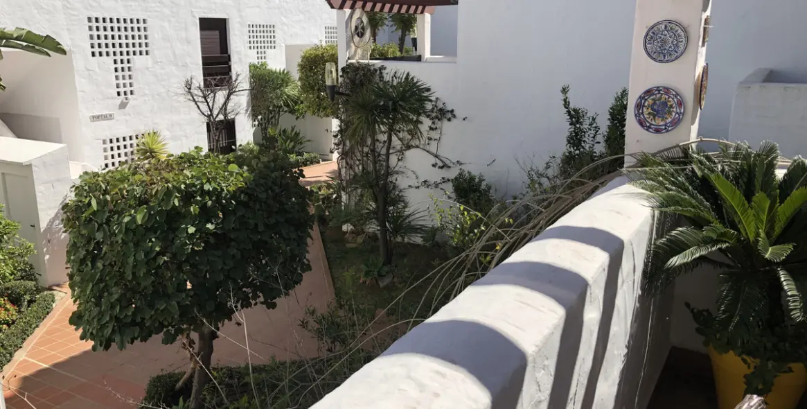 Short-term rent of ground floor apartment in Nueva Andalucía 6