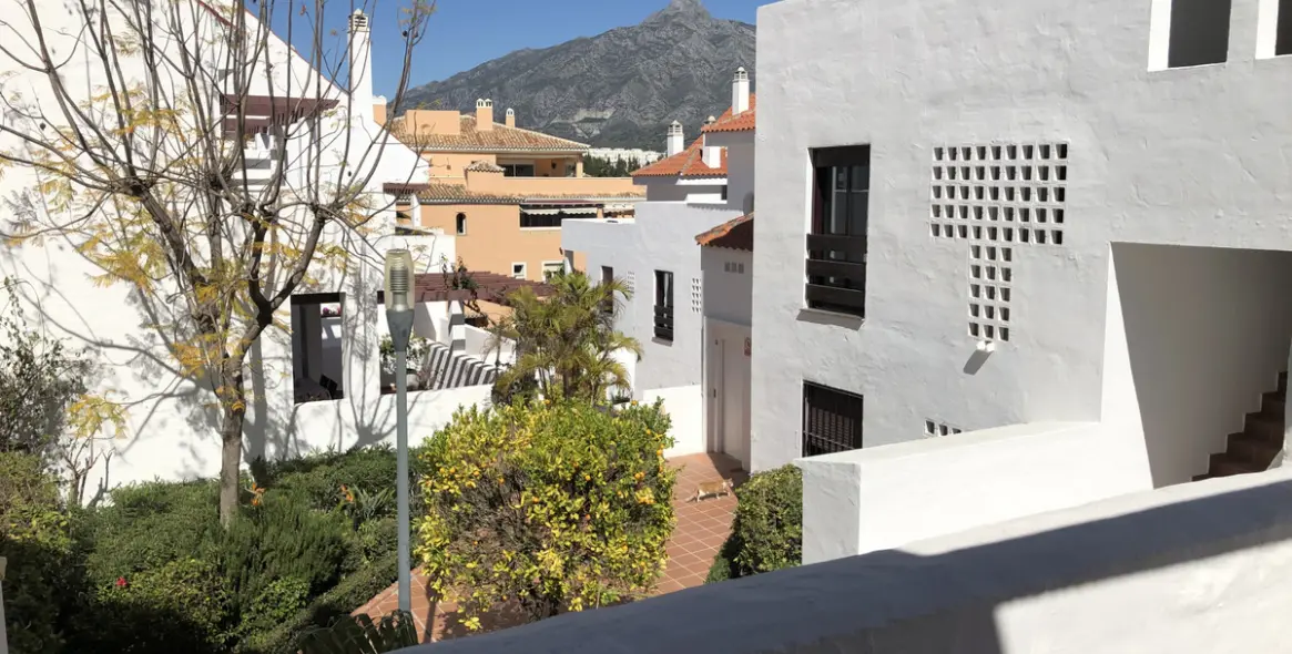 Short-term rent of ground floor apartment in Nueva Andalucía 7