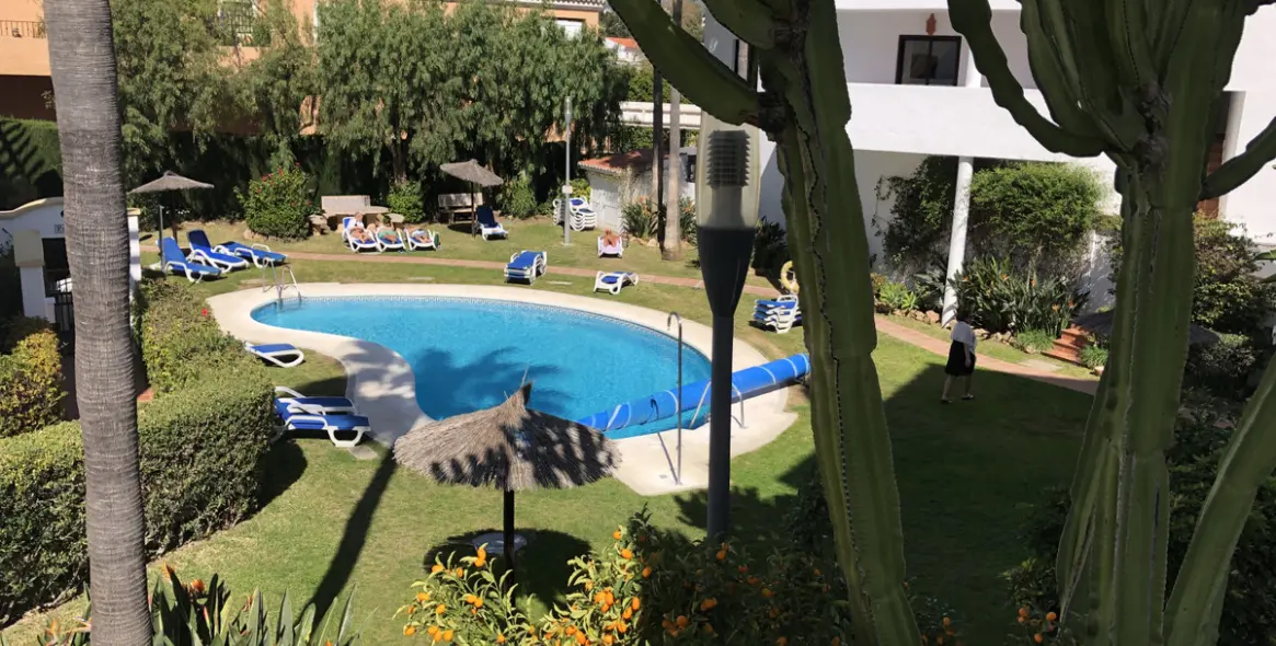 Short-term rent of ground floor apartment in Nueva Andalucía 17