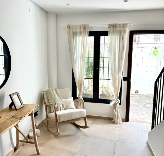 Long-term rent of townhouse in Estepona