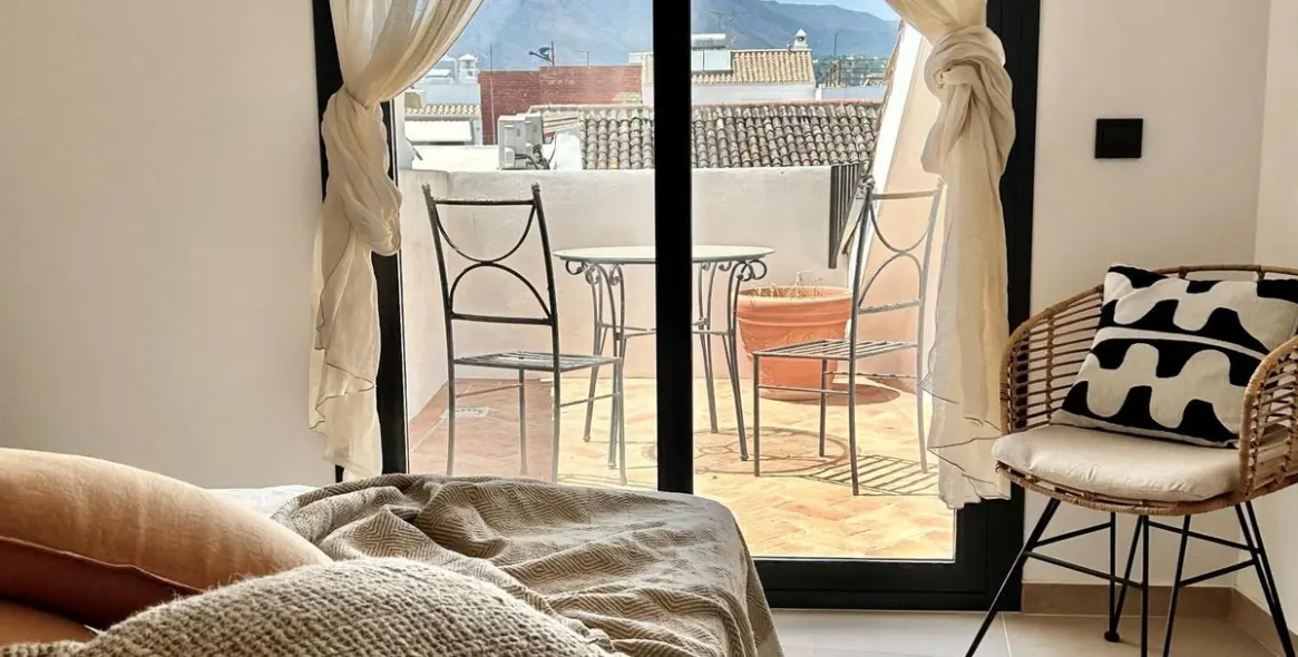 Long-term rent of townhouse in Estepona 12