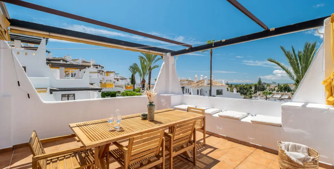 Short-term rent of middle floor apartment in Marbella 6