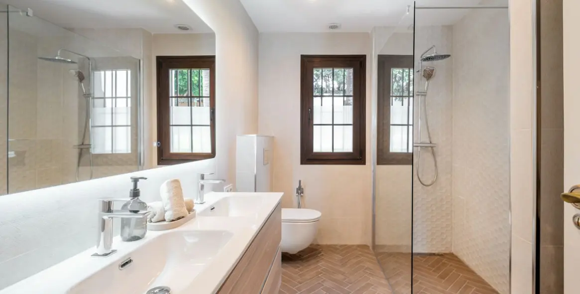 Short-term rent of middle floor apartment in Marbella 15