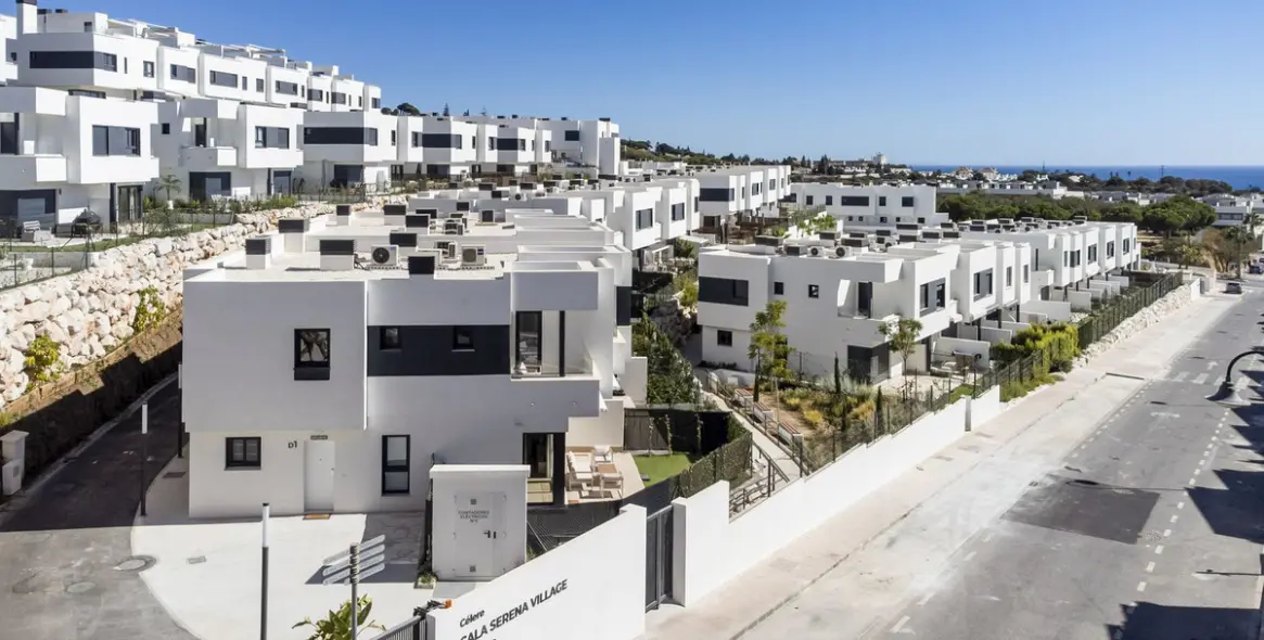 Short-term rent of semi-detached house in La Cala de Mijas 1