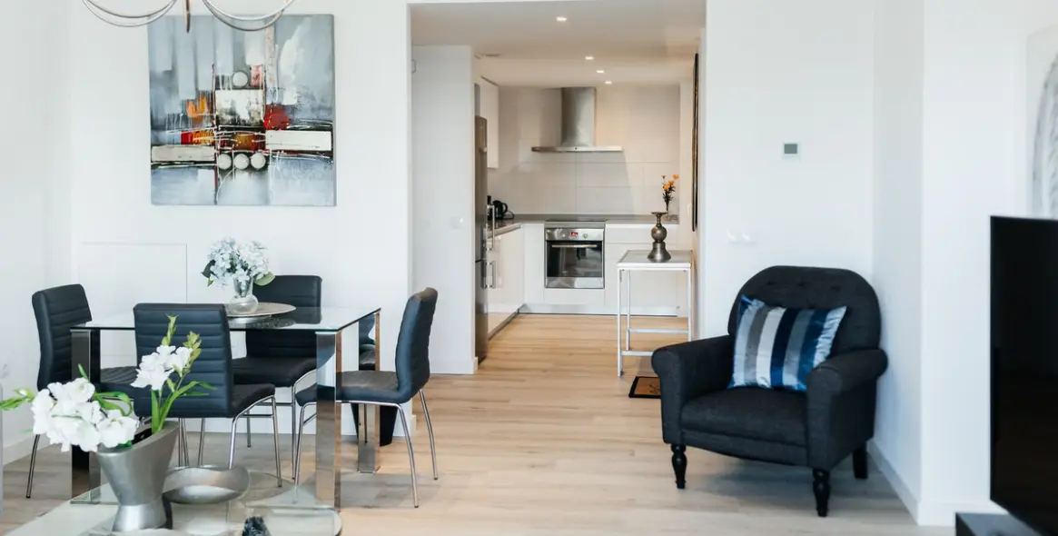 Краткосрочная аренда апартаментов на среднем этаже в Nueva Andalucía 3