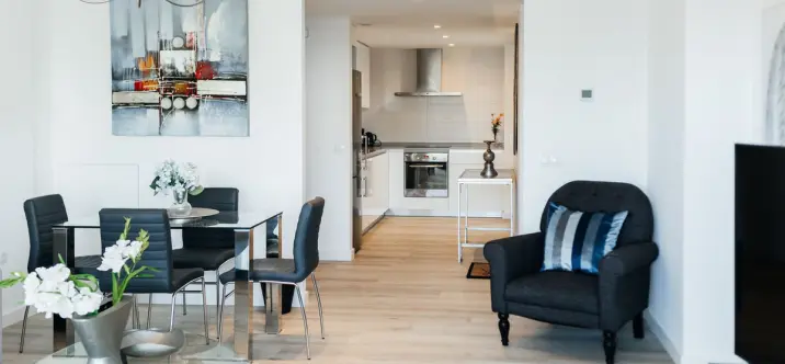 Краткосрочная аренда апартаментов на среднем этаже в Nueva Andalucía 2