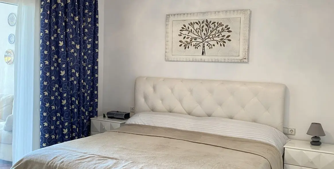 Краткосрочная аренда апартаментов на среднем этаже в Puerto Banús 1