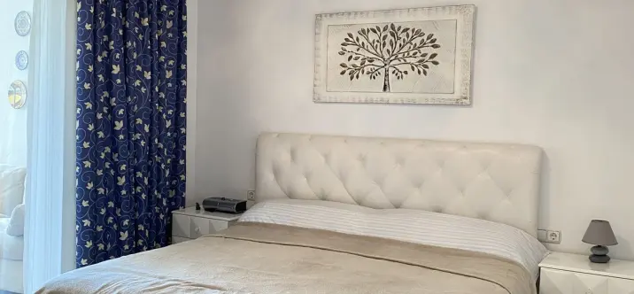 Short-term rent of middle floor apartment in Puerto Banús 0