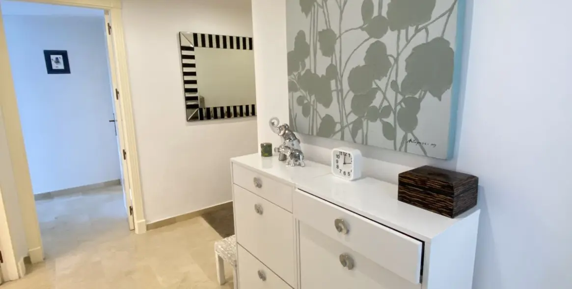 Краткосрочная аренда апартаментов на среднем этаже в Puerto Banús 19