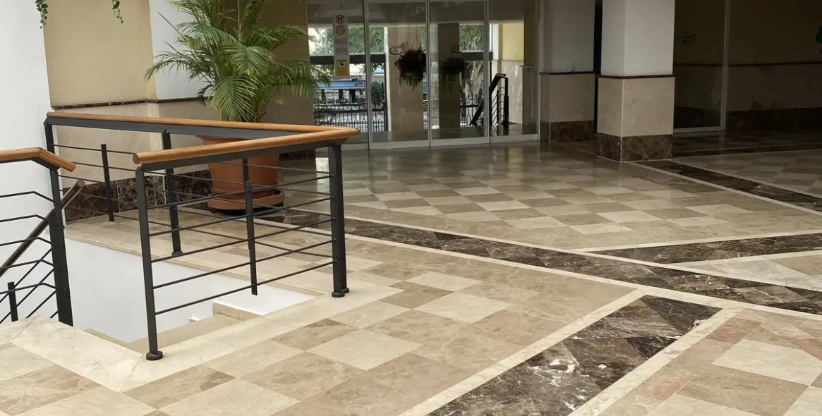 Краткосрочная аренда апартаментов на среднем этаже в Puerto Banús 34