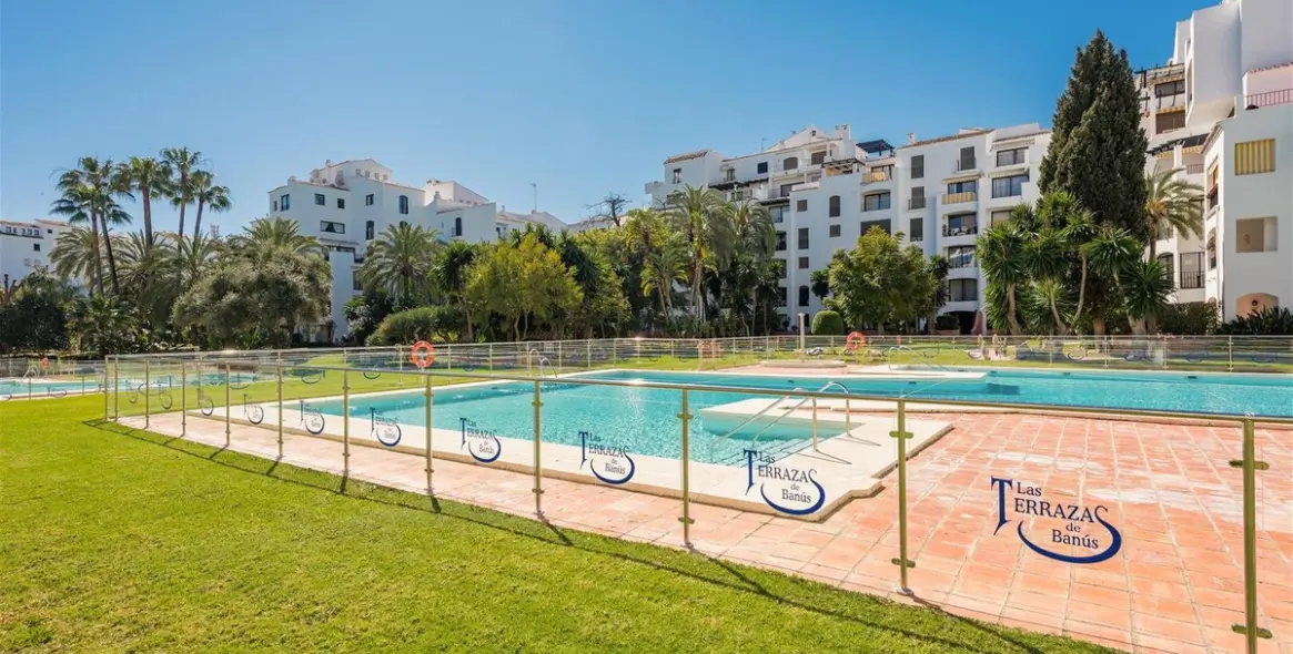 Краткосрочная аренда апартаментов на среднем этаже в Puerto Banús 35