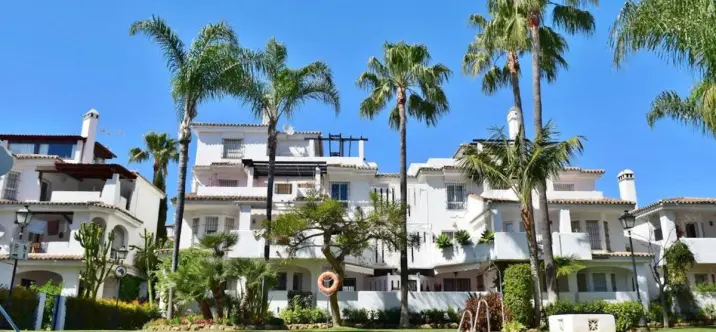 Short-term rent of ground floor apartment in Nueva Andalucía 1